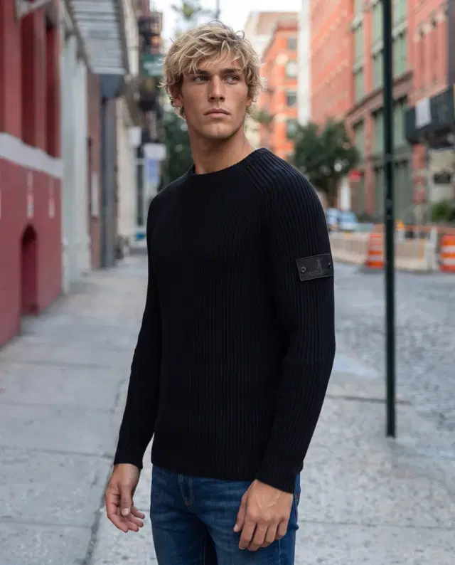 Black Crew Neck Man Sweater Black
