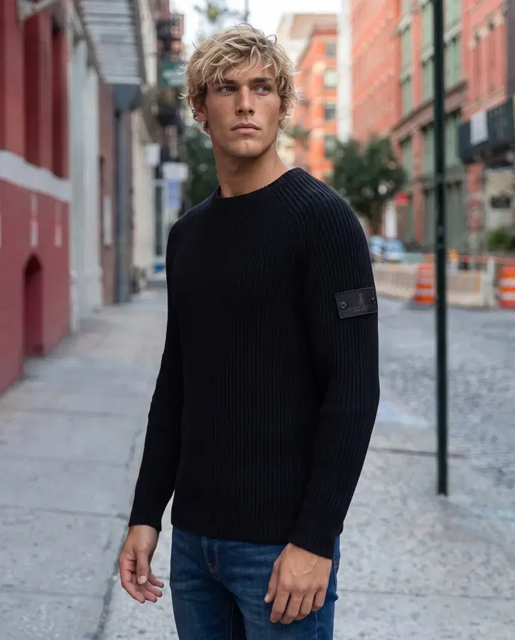 Black Crew Neck Man Sweater Black