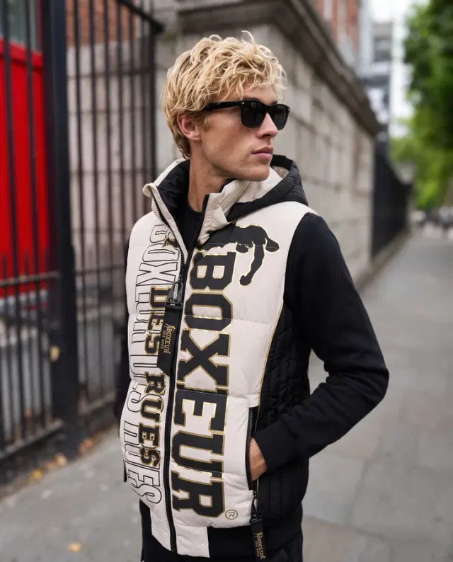 Logo Padded Gilet With Gold Details Warm Blank-Black